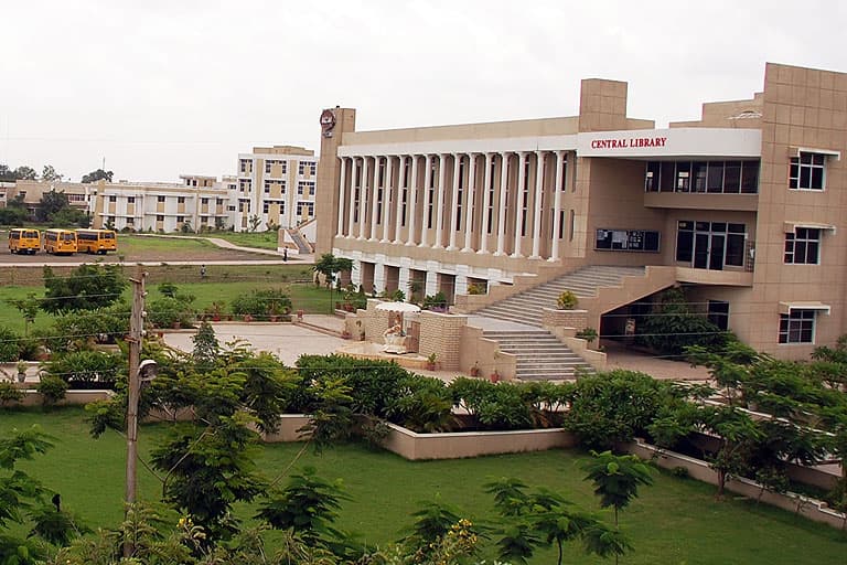Medi-Caps University campus