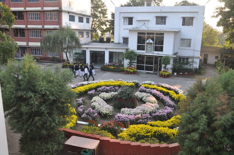 Sardar Bhagwan Singh University campus